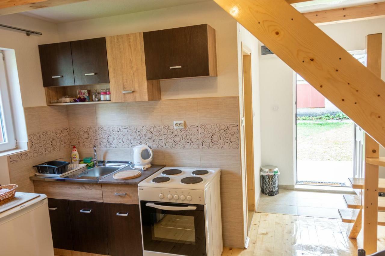 Small Montenegro Žabljak Buitenkant foto